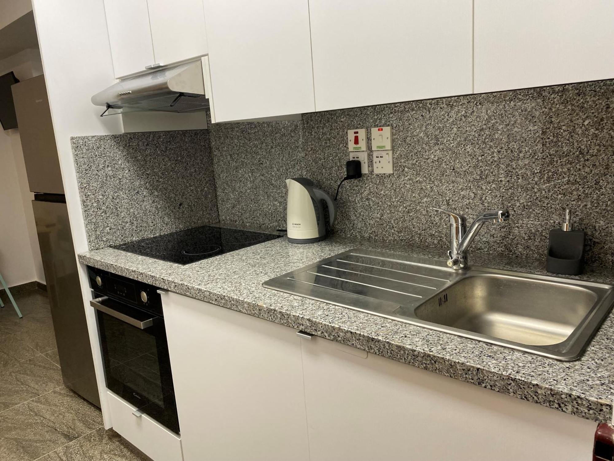 Ferienwohnung Ev Zin - Modern, Cozy, 1 Bed, Pool, 2 Balconies, A105 Paphos Exterior foto